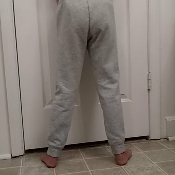 Sweat pants - Picture 2 of 6